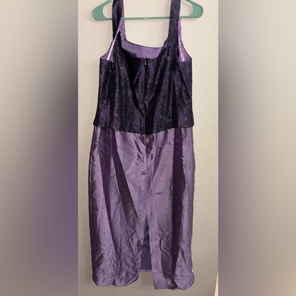 Cachet Purple Satin Dress - Picture 5 of 5